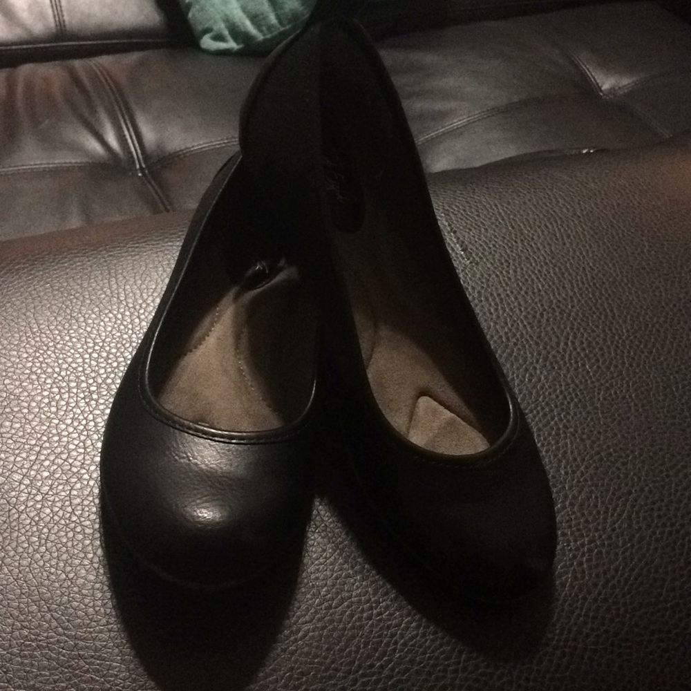 vintage 7 eight emma black flats